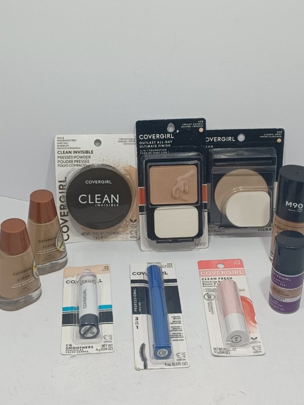 COVERGIRL Lot of 10 Mixed Makeup #4